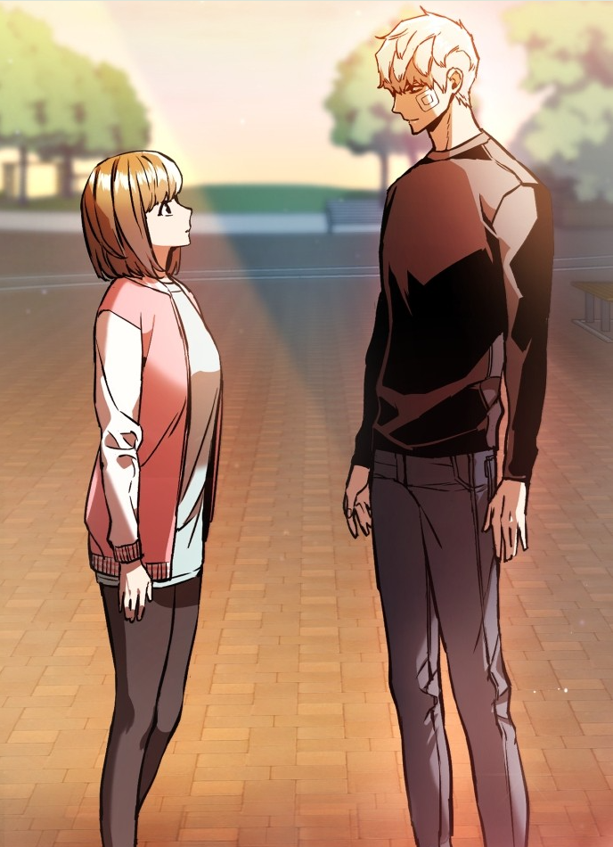 유이진과 유다연이 서로 정답게 대화를 나누는 장면.